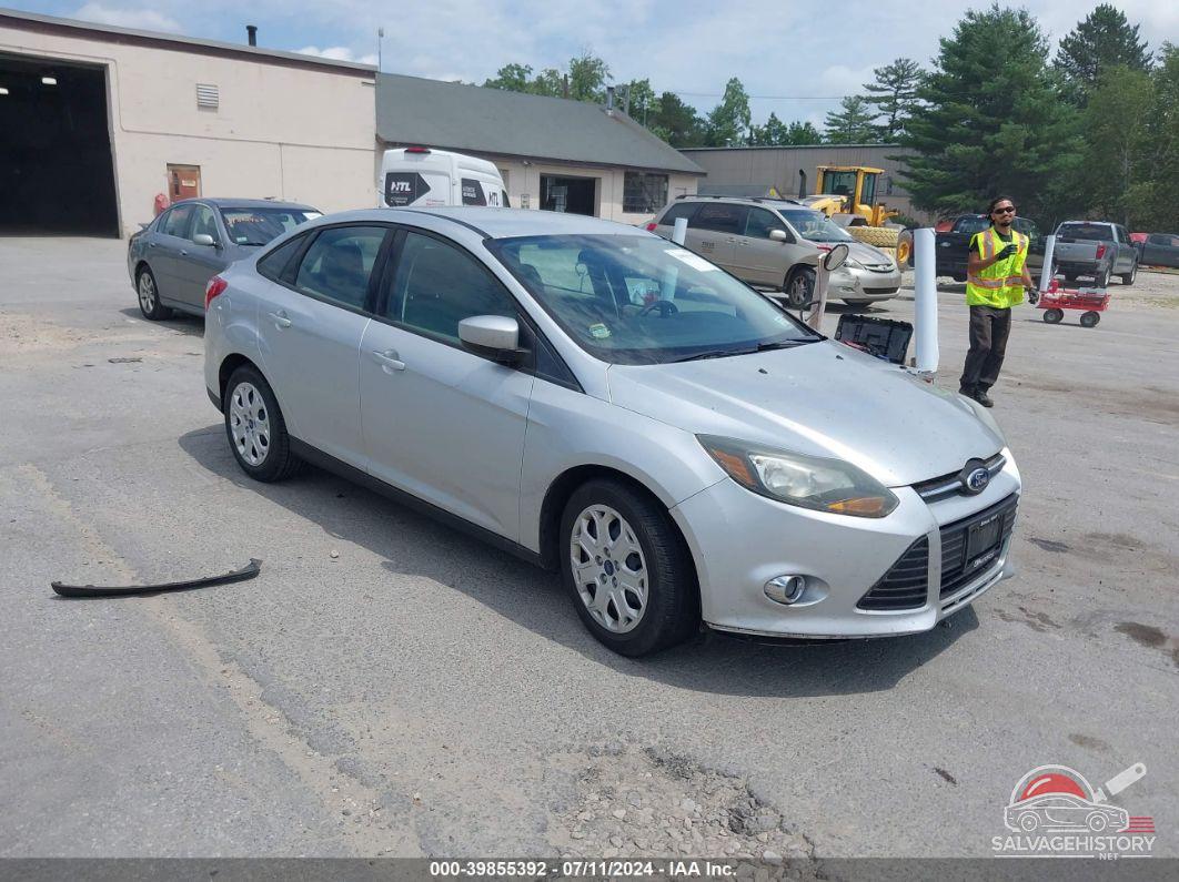1FAHP3F24CL456861 2012 FORD FOCUS photo no. 18