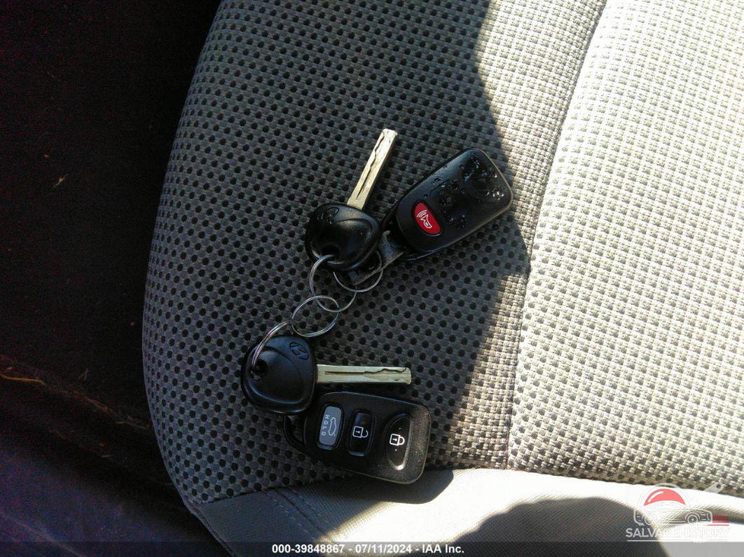 5NPEB4AC0BH192736 2011 HYUNDAI SONATA photo no. 11