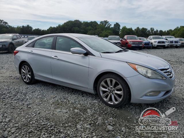 5NPEC4AC4BH258010 2011 HYUNDAI SONATA photo no. 4