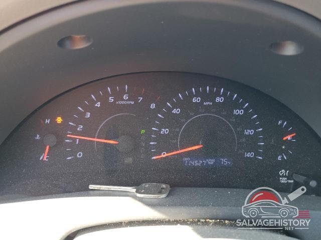 4T1BF3EKXBU717242 2011 TOYOTA CAMRY photo no. 9