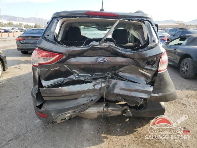 1FMCU0GX7GUC75710 2016 FORD ESCAPE photo no. 6