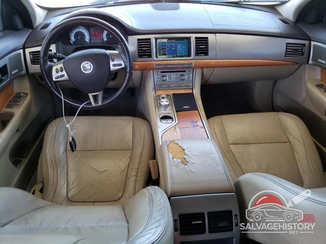 SAJWA05B19HR07146 2009 JAGUAR XF photo no. 8