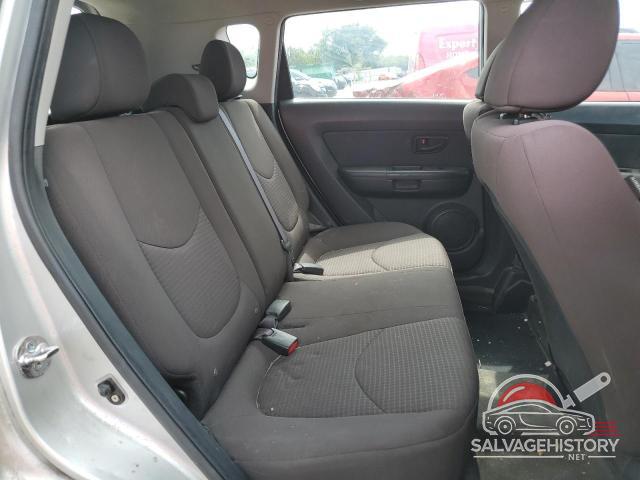 KNDJT2A50C7390384 2012 KIA SOUL photo no. 11