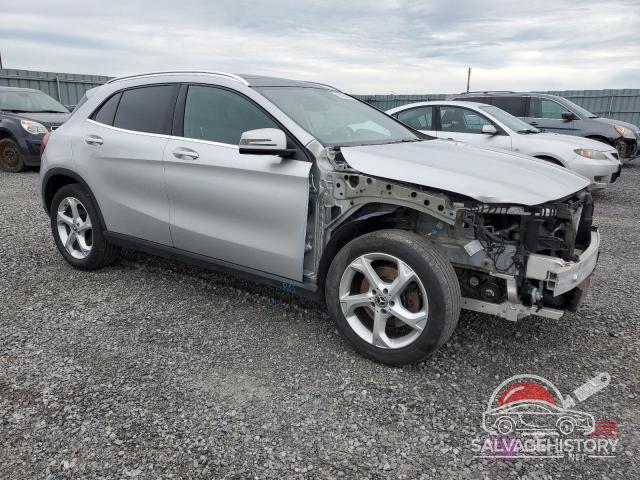 WDCTG4GB2JJ447765 2018 MERCEDES-BENZ GLA-CLASS photo no. 4