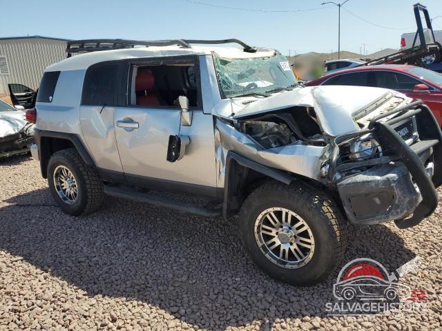 JTEZU11F18K004171 2008 TOYOTA FJ CRUISER photo no. 4