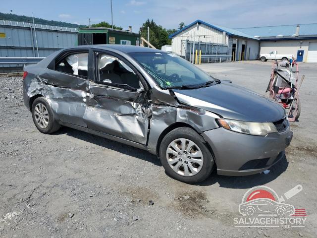 KNAFU4A29A5243135 2010 KIA FORTE photo no. 4