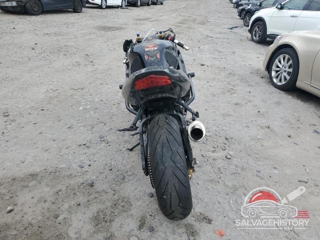 JS1GN7CA342104533 2004 SUZUKI GSX photo no. 4