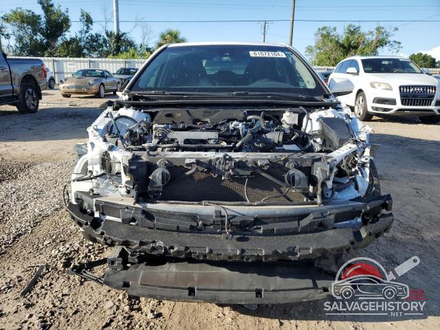 4T1B11HK2JU654392 2018 TOYOTA CAMRY photo no. 5