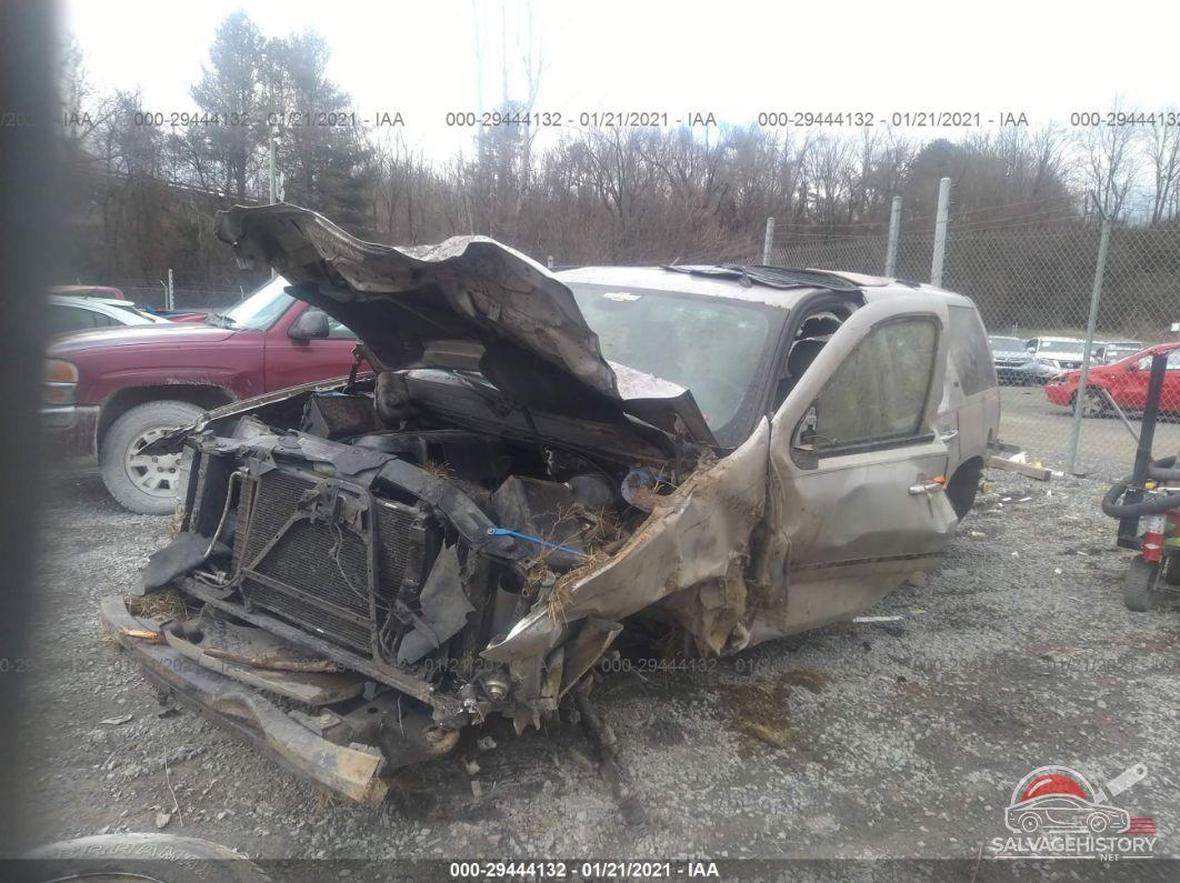 1GNFK33049R215513 2009 CHEVROLET TAHOE photo no. 2