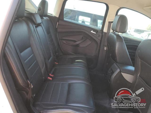 1FADP5CU4FL121863 2015 FORD CMAX photo no. 10