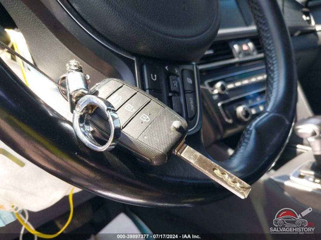 5XXGT4L36JG234694 2018 KIA OPTIMA photo no. 11