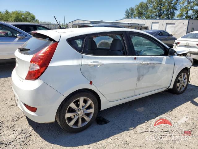 KMHCU5AE0DU068964 2013 HYUNDAI ACCENT photo no. 3