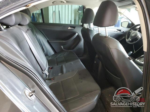 3VWDX7AJ3BM080677 2011 VOLKSWAGEN JETTA photo no. 10