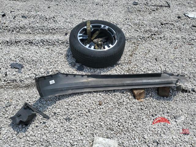 2GKFLUE33H6261173 2017 GMC TERRAIN photo no. 13