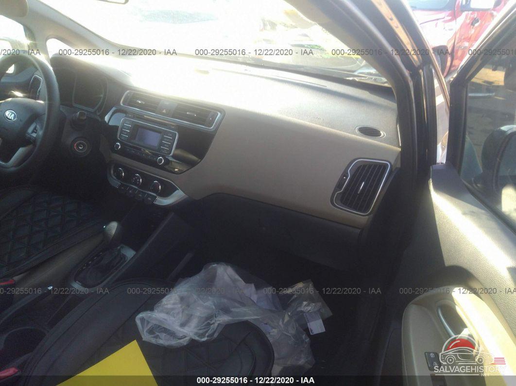 KNADM4A31H6045542 2017 KIA RIO photo no. 5