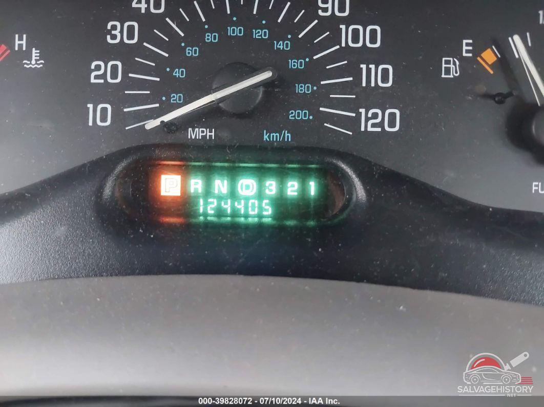2G4WS52J8Y1101774 2000 BUICK CENTURY photo no. 7
