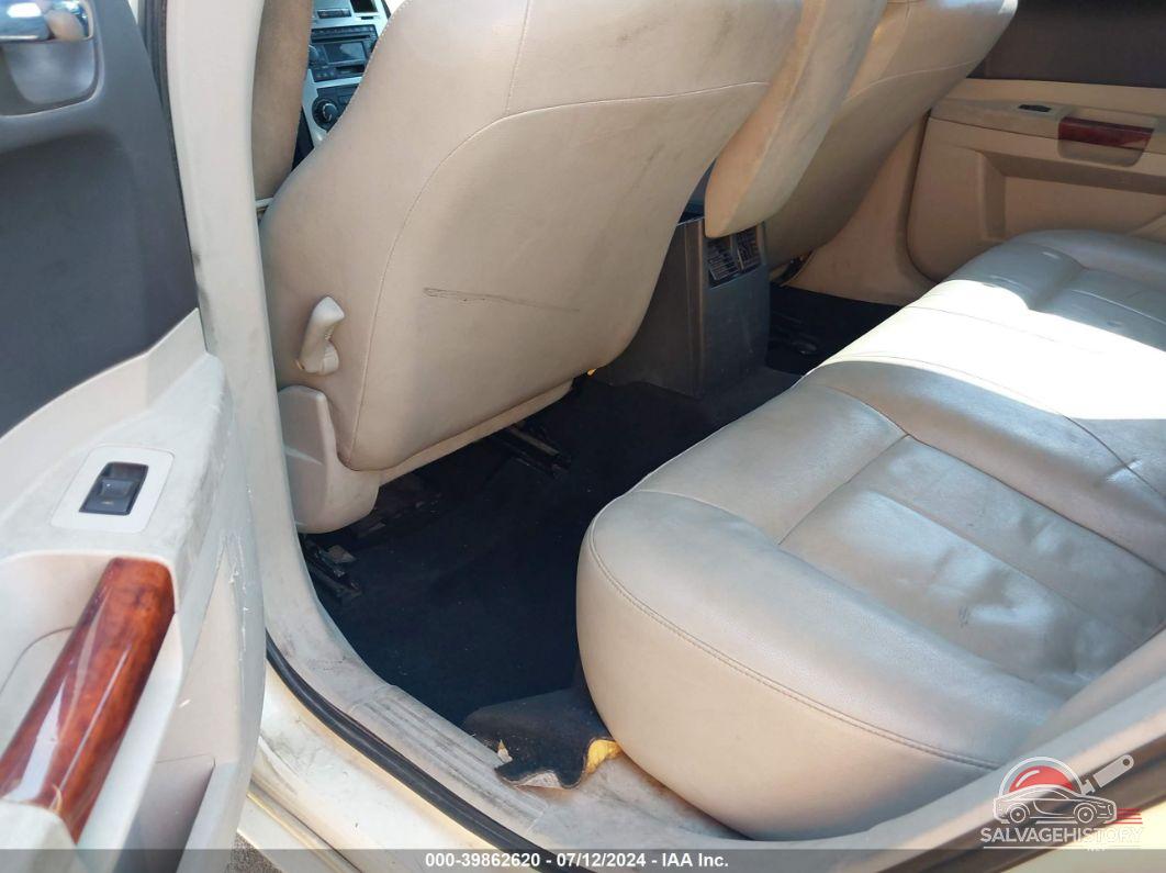 2C3AA53G55H522086 2005 CHRYSLER 300 photo no. 8