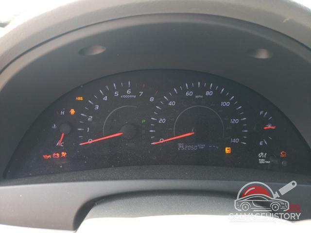 4T1BF3EK7AU542026 2010 TOYOTA CAMRY photo no. 9