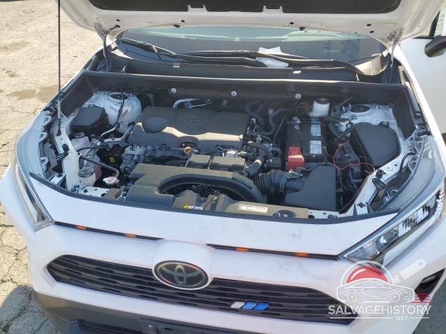 2T3W1RFV2LW080626 2020 TOYOTA RAV4 photo no. 12