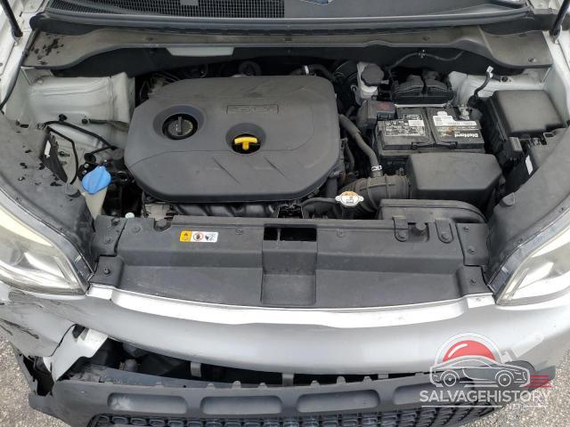 KNDJP3A54F7769919 2015 KIA SOUL photo no. 12