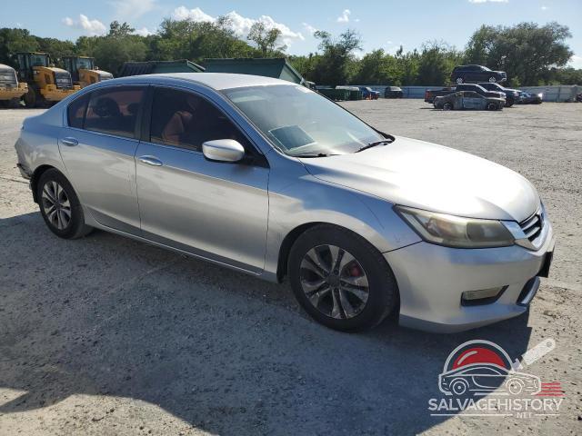 1HGCR2F30DA167721 2013 HONDA ACCORD photo no. 4
