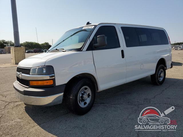 1GAZGMFF3G1231297 2016 CHEVROLET EXPRESS photo no. 2