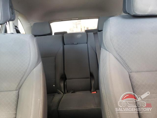 5XYPGDA59HG229424 2017 KIA SORENTO photo no. 10