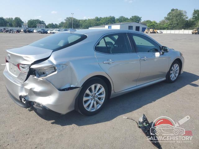4T1B11HK4KU797507 2019 TOYOTA CAMRY photo no. 3