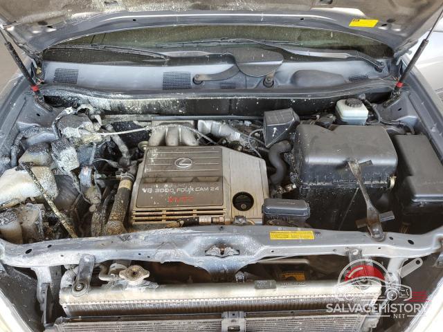 JTJGF10U130159133 2003 LEXUS RX300 photo no. 11