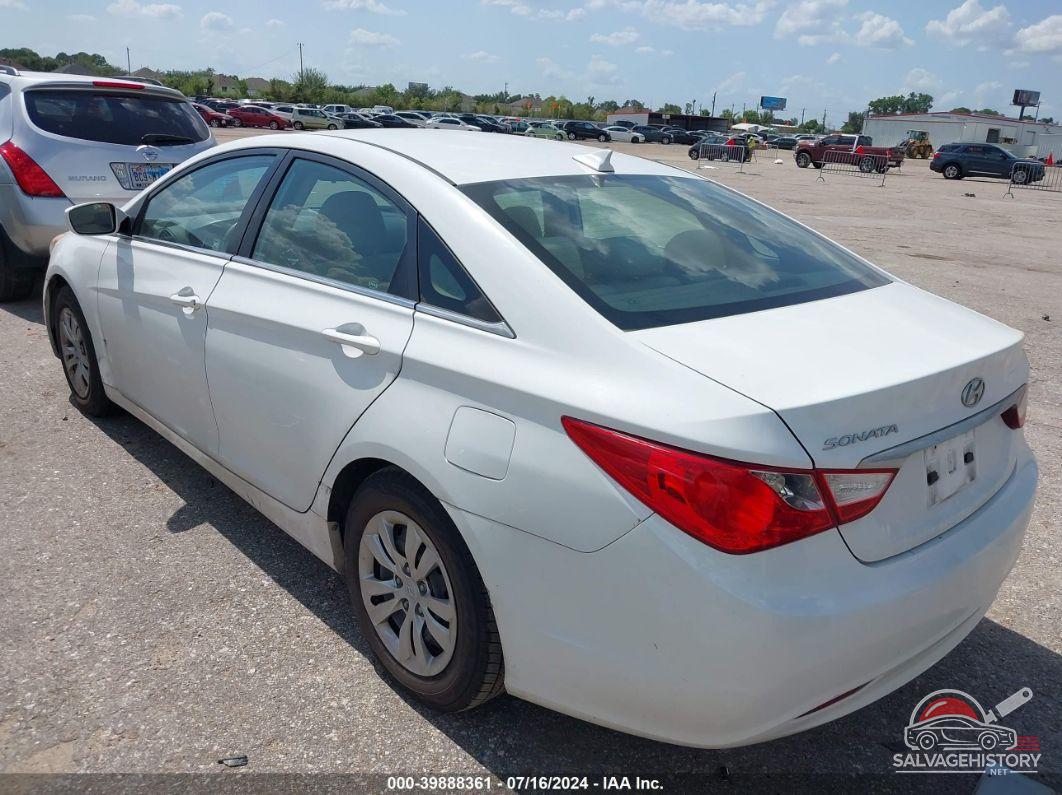 5NPEB4AC2CH353346 2012 HYUNDAI SONATA photo no. 3