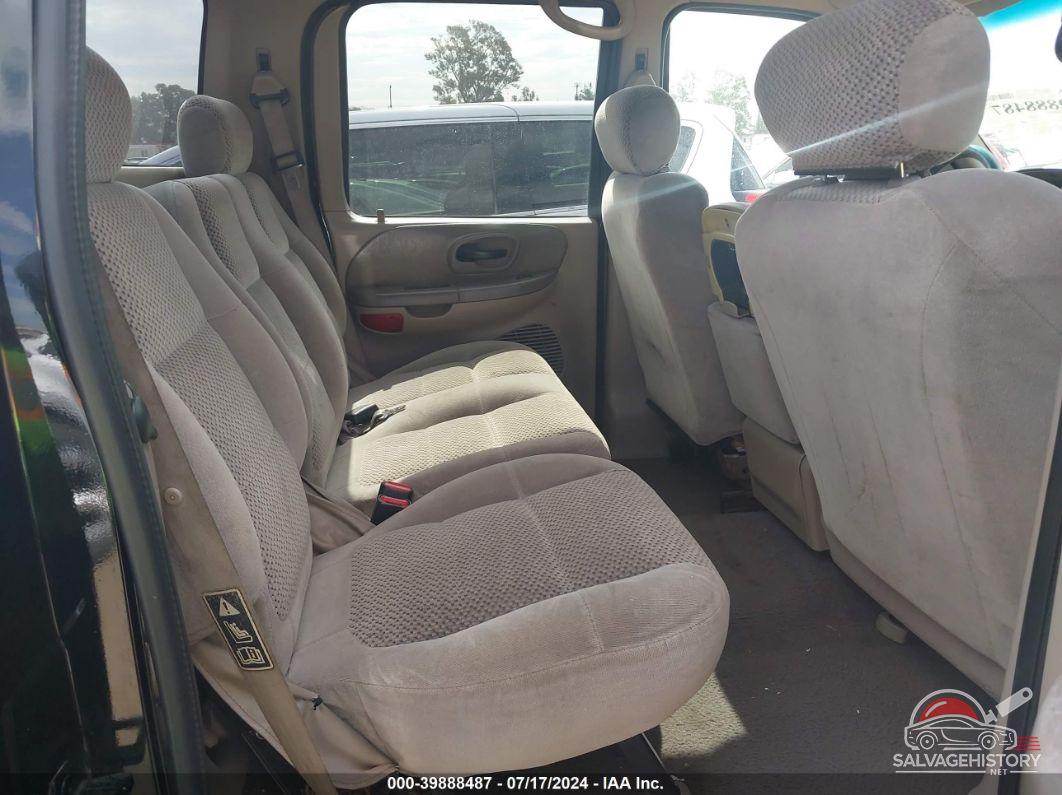1FTRW07W61KA43084 2001 FORD F-150 photo no. 8