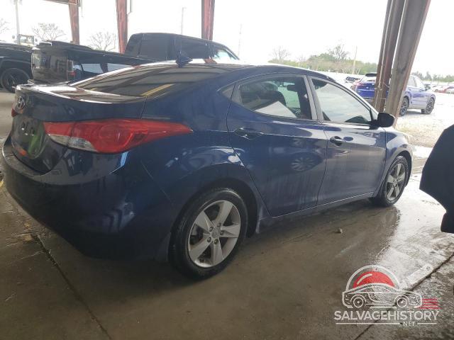 KMHDH4AE1DU523484 2013 HYUNDAI ELANTRA photo no. 3