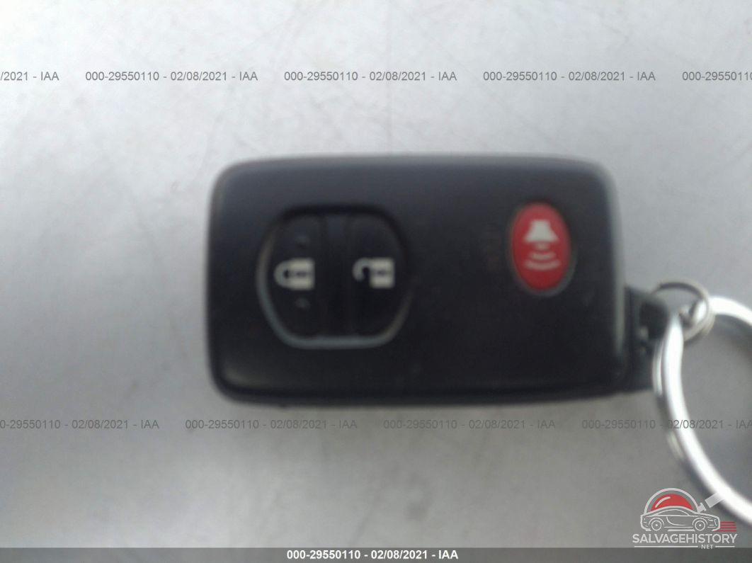 JTDKN3DU2D1692643 2013 TOYOTA PRIUS photo no. 11