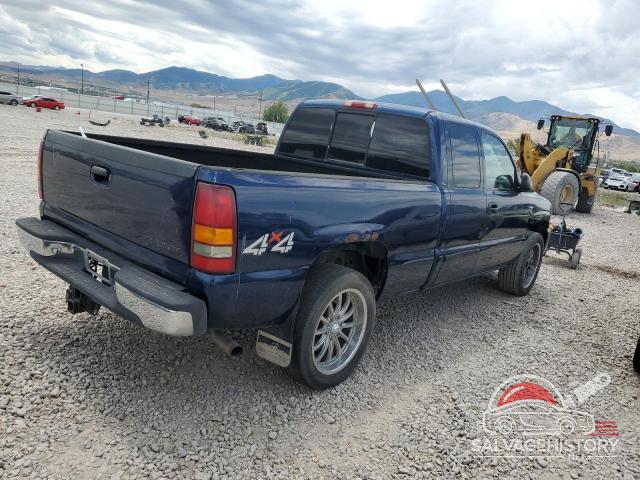 1GTEK19T3YE187705 2000 GMC SIERRA photo no. 3