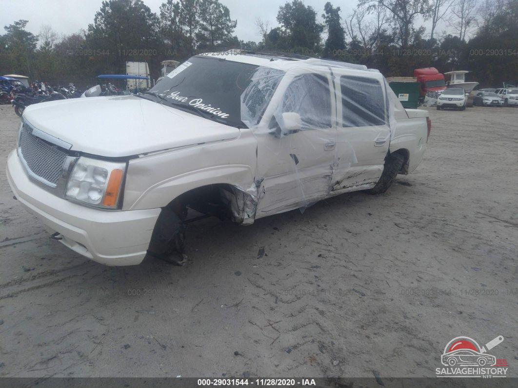 3GYEK63N32G265613 2002 CADILLAC ESCALADE EXT photo no. 2