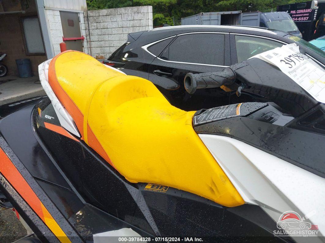 00000YDV51611E818 2018 SEA DOO GTI photo no. 8