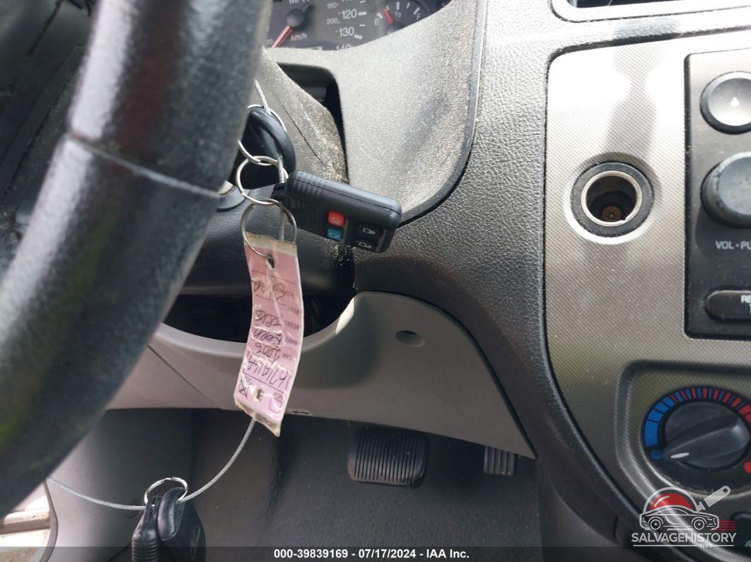 1FAHP34NX6W230081 2006 FORD FOCUS photo no. 11