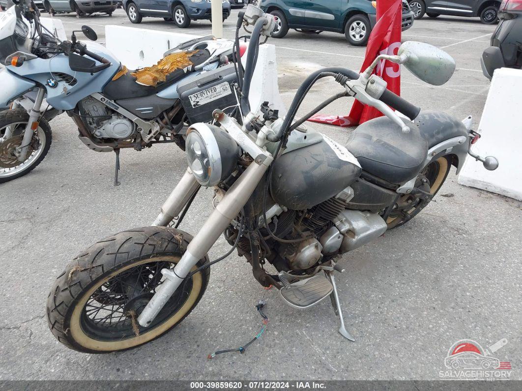 JYAVM01Y93A008073 2003 YAMAHA V STAR photo no. 2