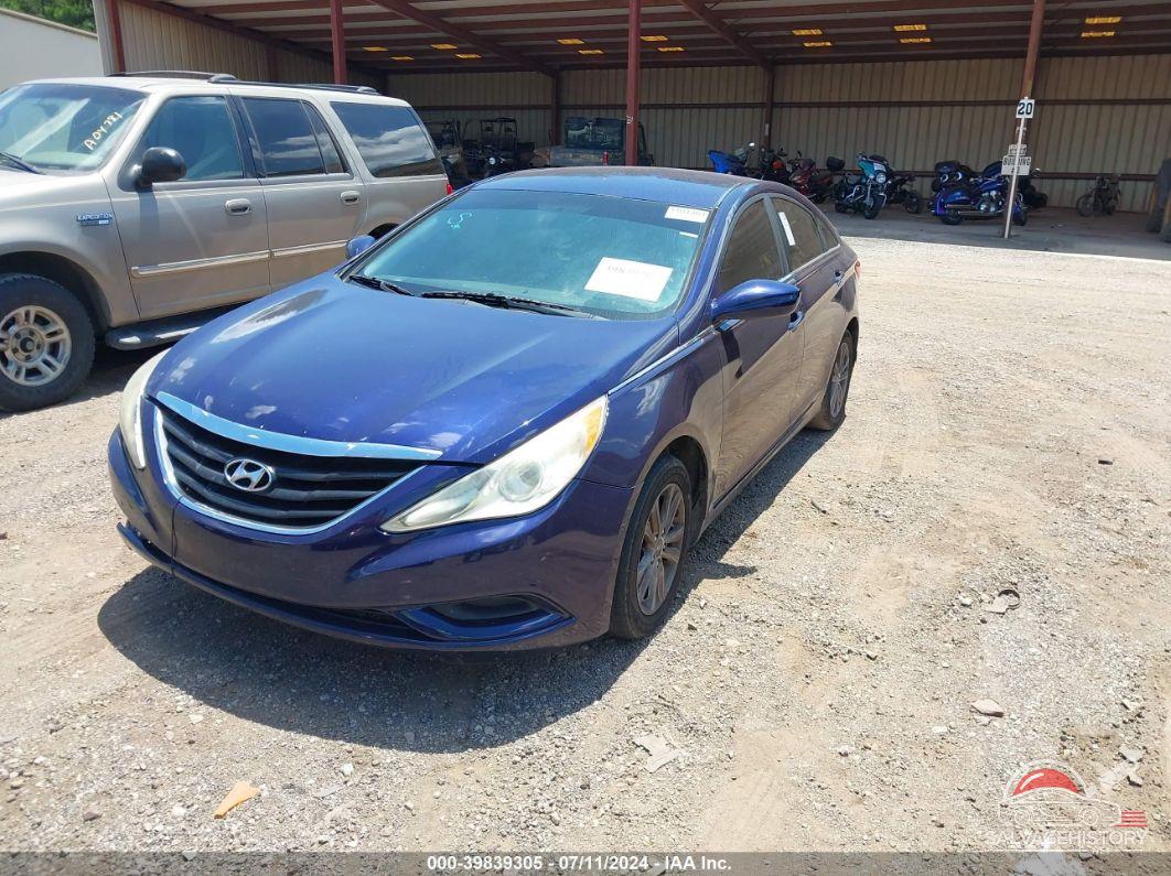5NPEB4ACXCH383050 2012 HYUNDAI SONATA photo no. 2