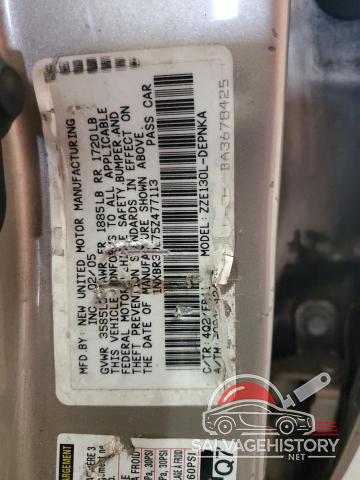 1NXBR30E75Z477113 2005 TOYOTA COROLLA photo no. 12