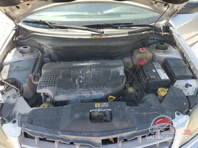 2C8GM68424R634496 2004 CHRYSLER All Models photo no. 12