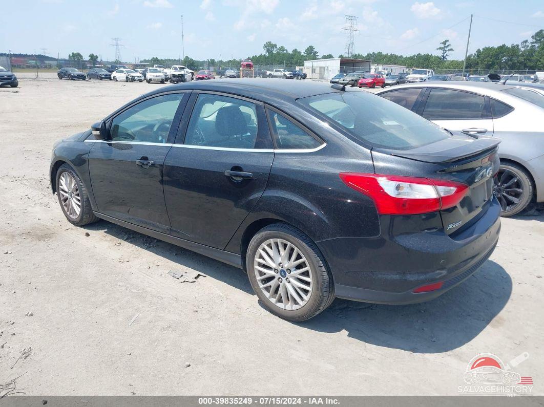 1FADP3J26DL286512 2013 FORD FOCUS photo no. 3