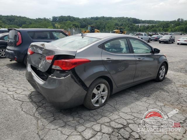 5NPDH4AE9DH414236 2013 HYUNDAI ELANTRA photo no. 3