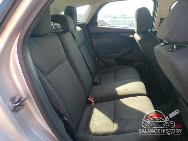 1FAHP3N28CL419958 2012 FORD FOCUS photo no. 10