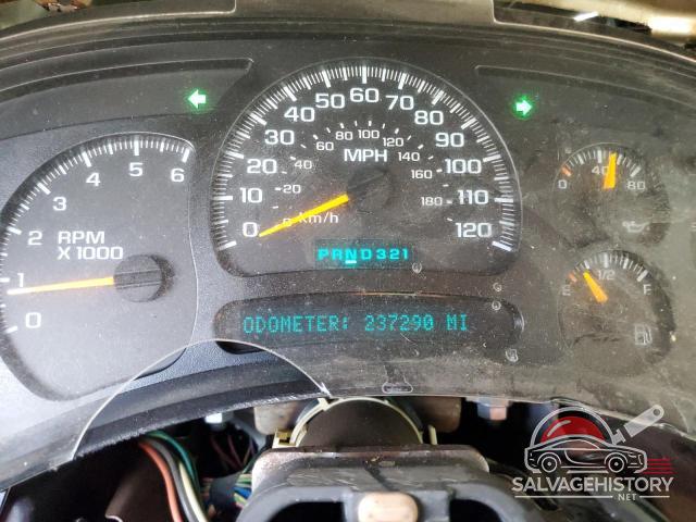 3GNEK12Z05G122465 2005 CHEVROLET AVALANCHE photo no. 9