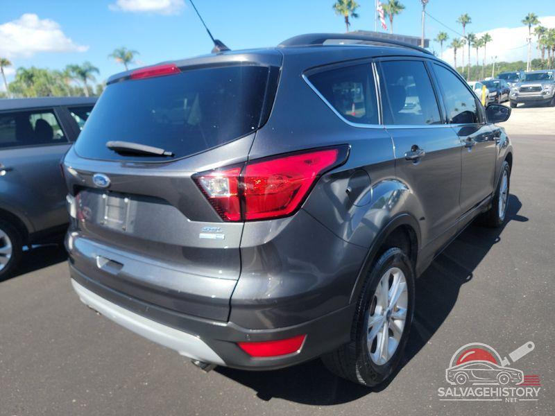 1FMCU9HD6KUA65570 2019 FORD ESCAPE photo no. 9