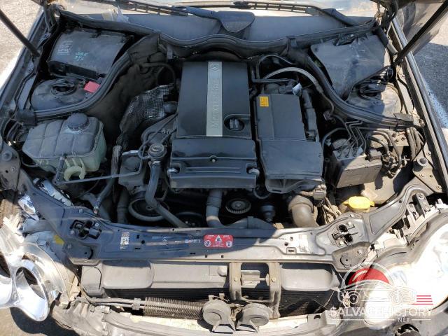 WDBRF40J14A583408 2004 MERCEDES-BENZ C-CLASS photo no. 11