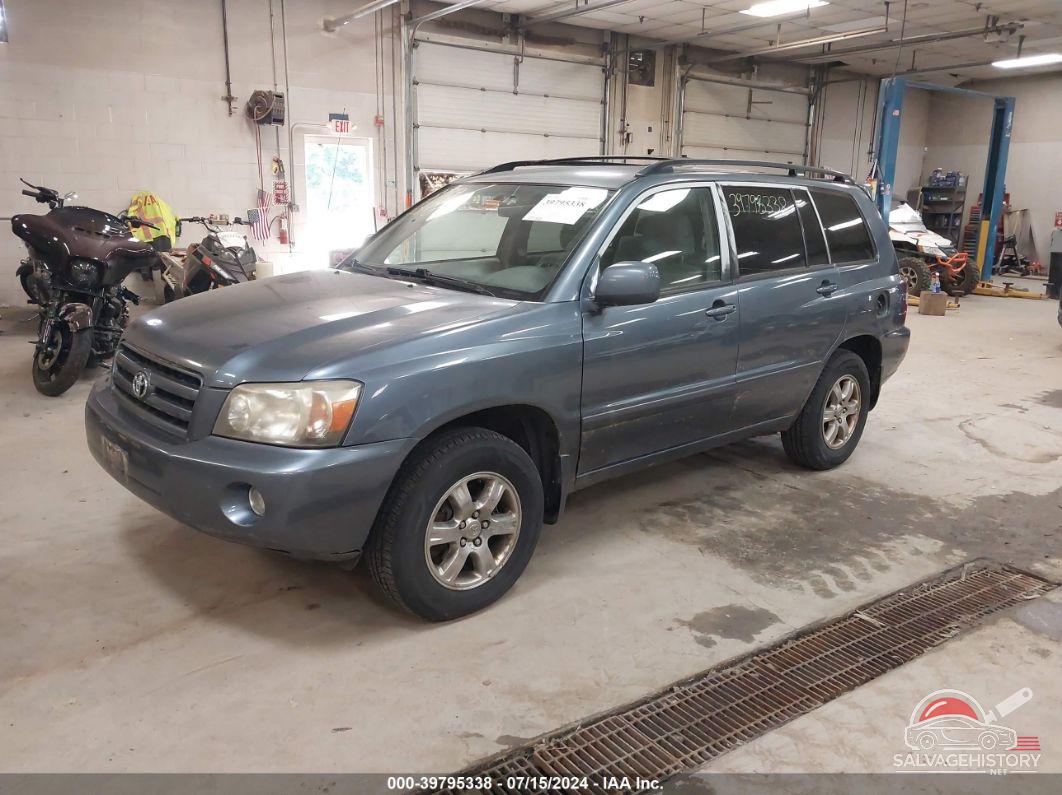 JTEEP21A240049724 2004 TOYOTA HIGHLANDER photo no. 2