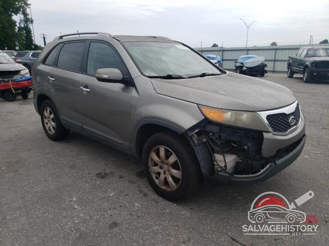 5XYKT4A20BG147794 2011 KIA SORENTO photo no. 4