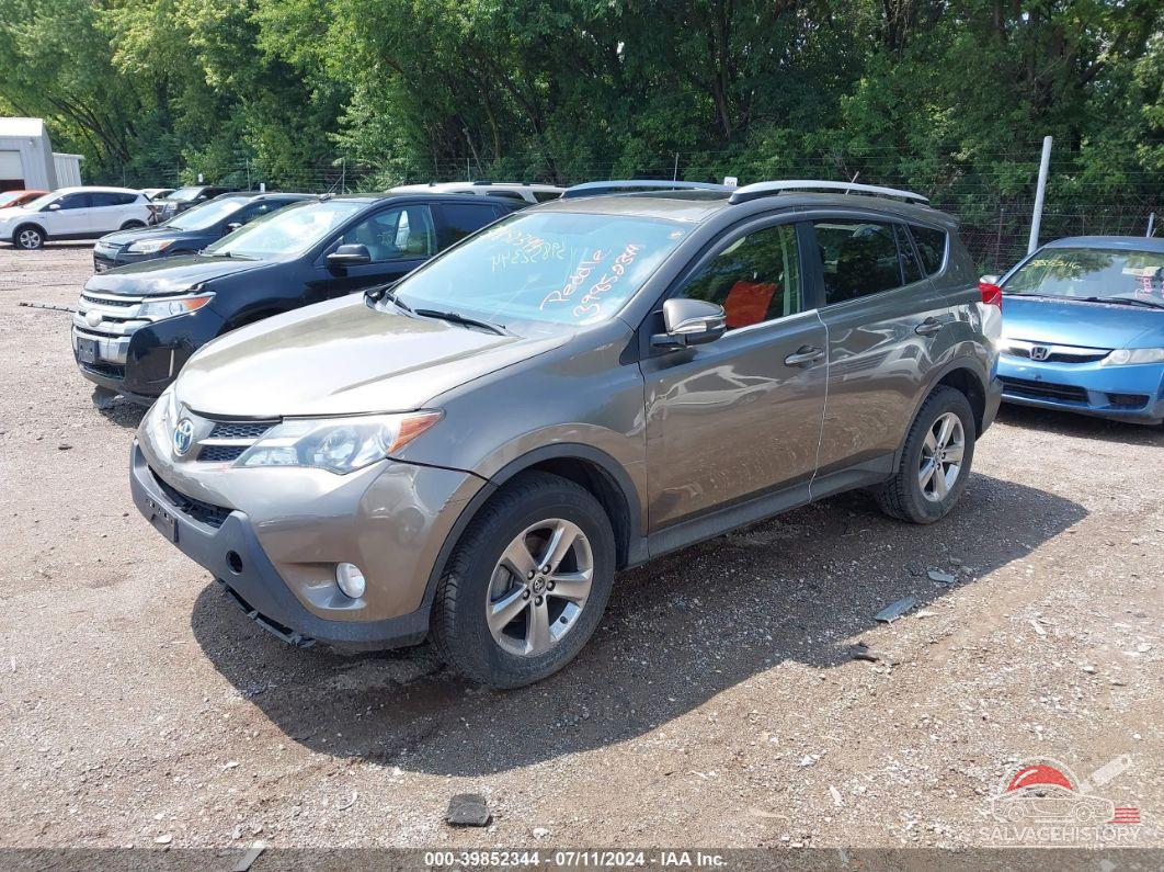 JTMRFREV9FD112537 2015 TOYOTA RAV4 photo no. 2